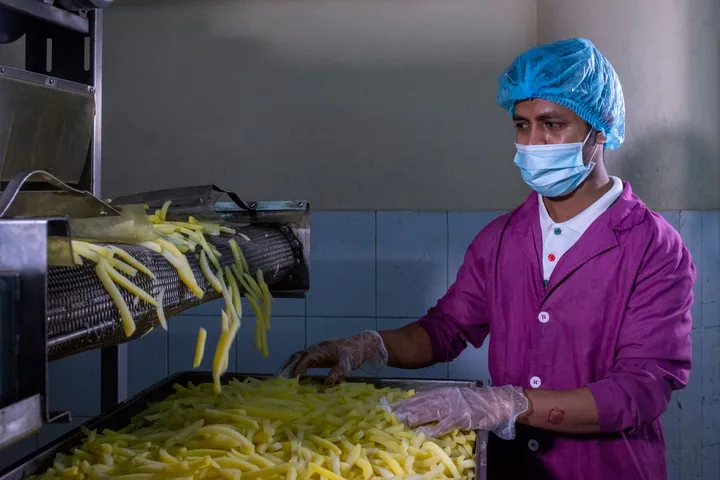 Food production line with hygiene gear